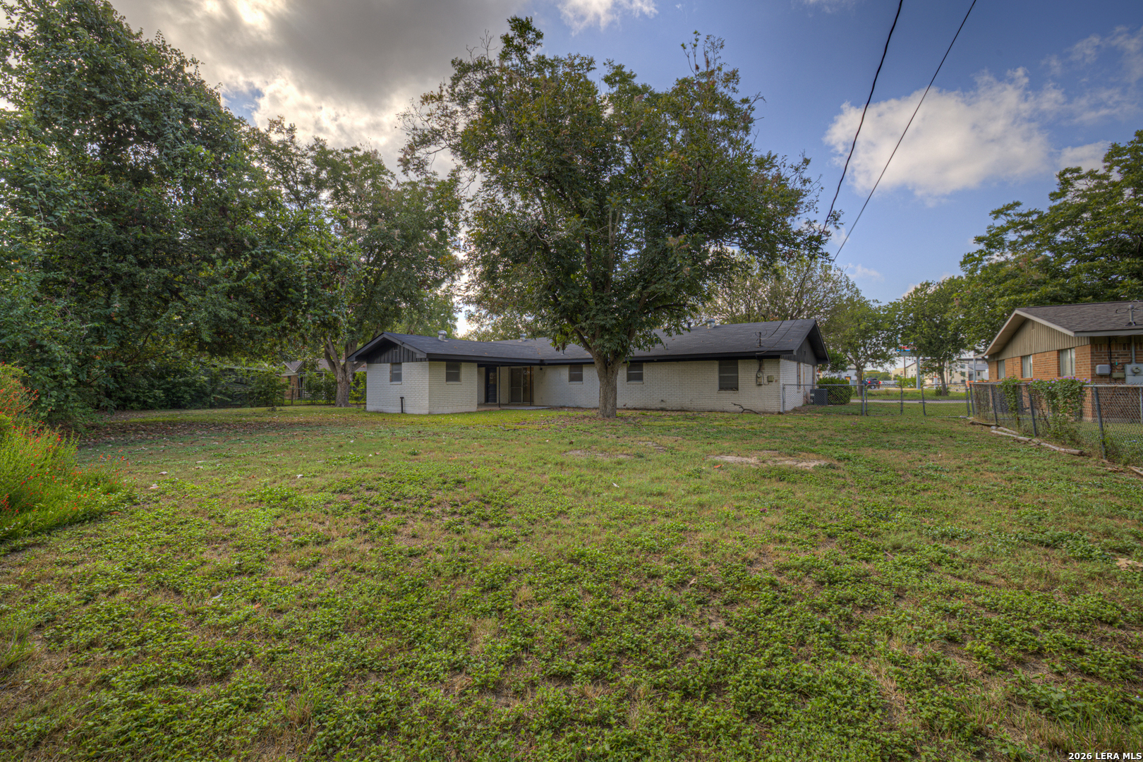 153 SWAN DR, New Braunfels, TX 78130