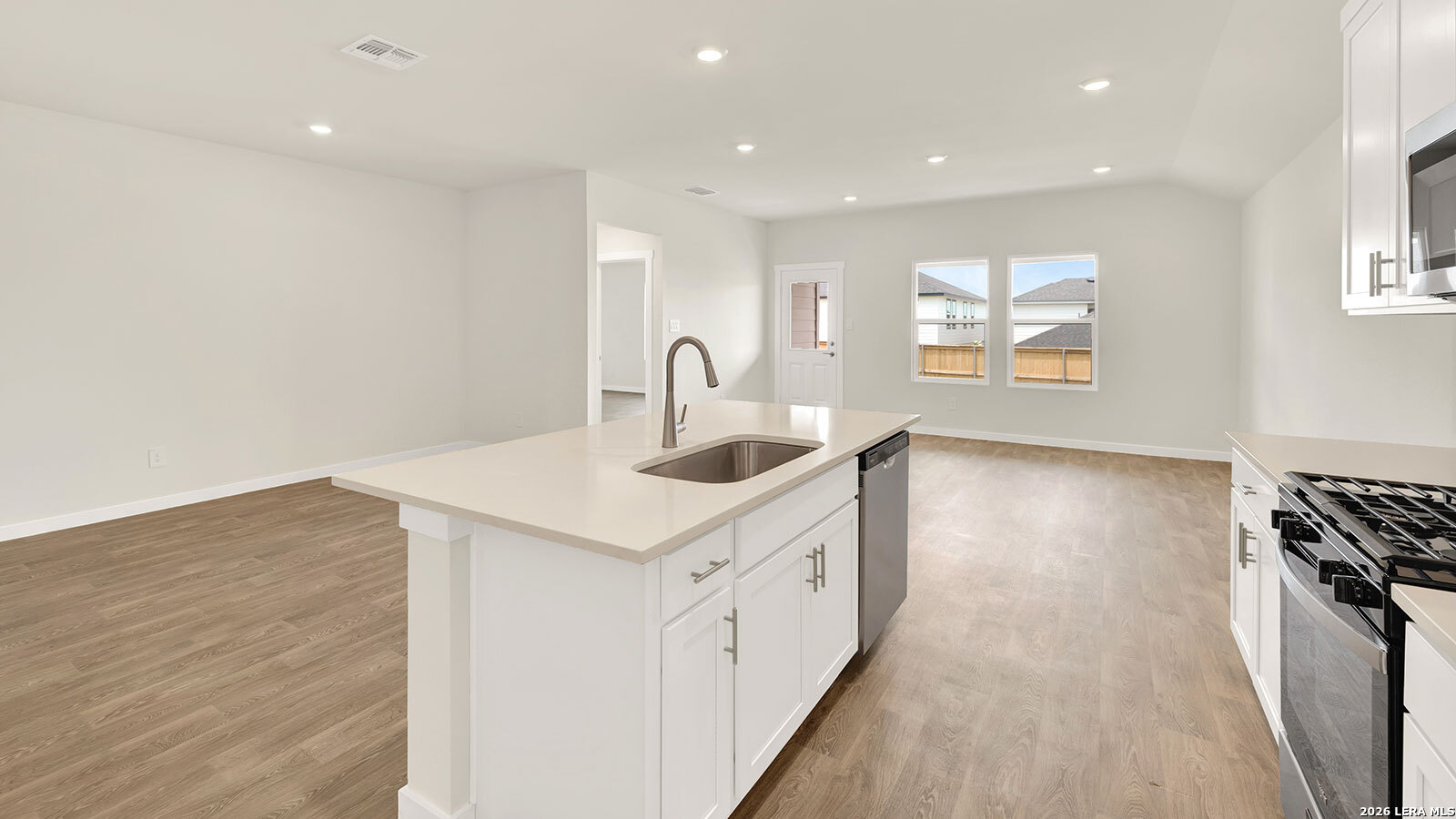 5521 Daylight Drive, NEWBRAUNFE, TX, 78130