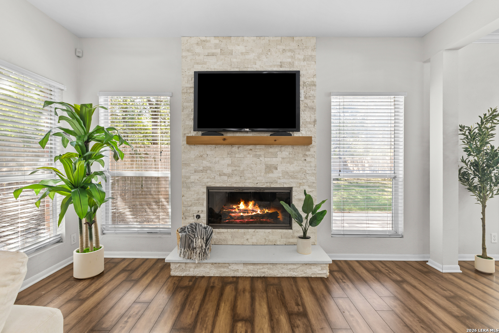 14235 Red Maple Wood, San Antonio, TX 78249
