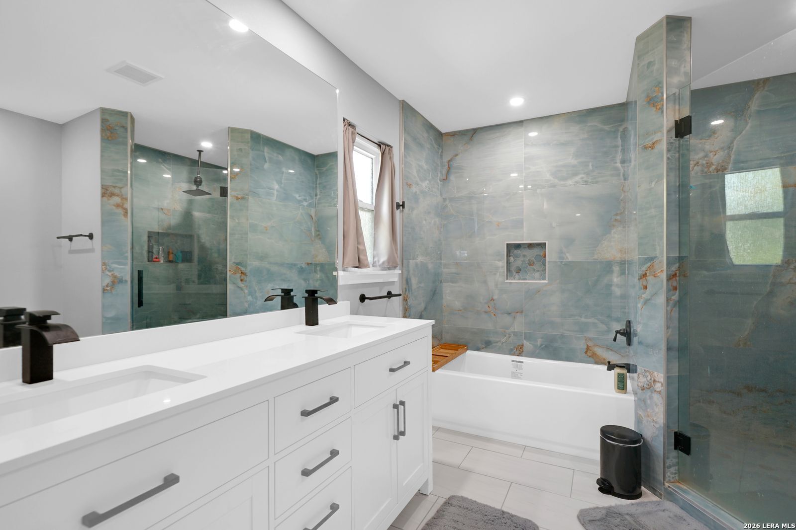 111 Beechwood Ln