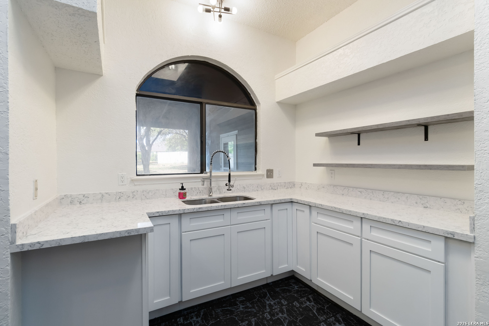2949 Ash Field Dr, San Antonio, TX 78245