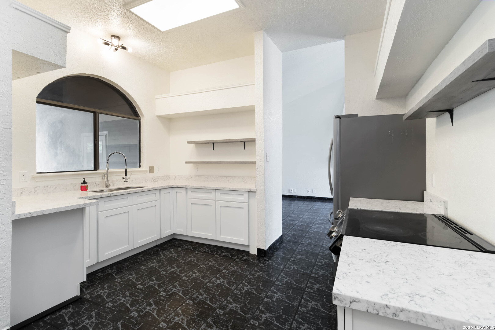 2949 Ash Field Dr, San Antonio, TX 78245