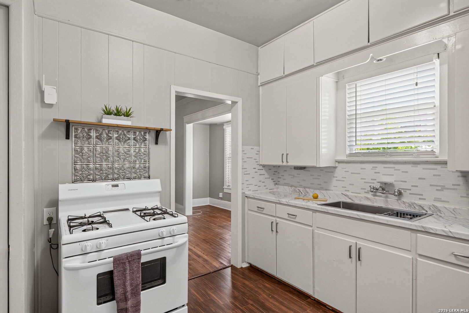 1023 W French Pl, San Antonio, TX 78212