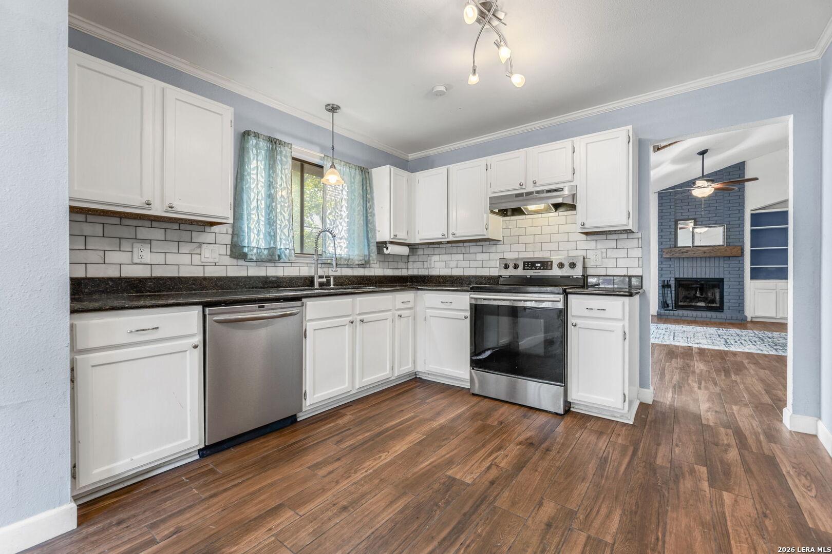 6335 Scrub Jay, San Antonio, TX 78240
