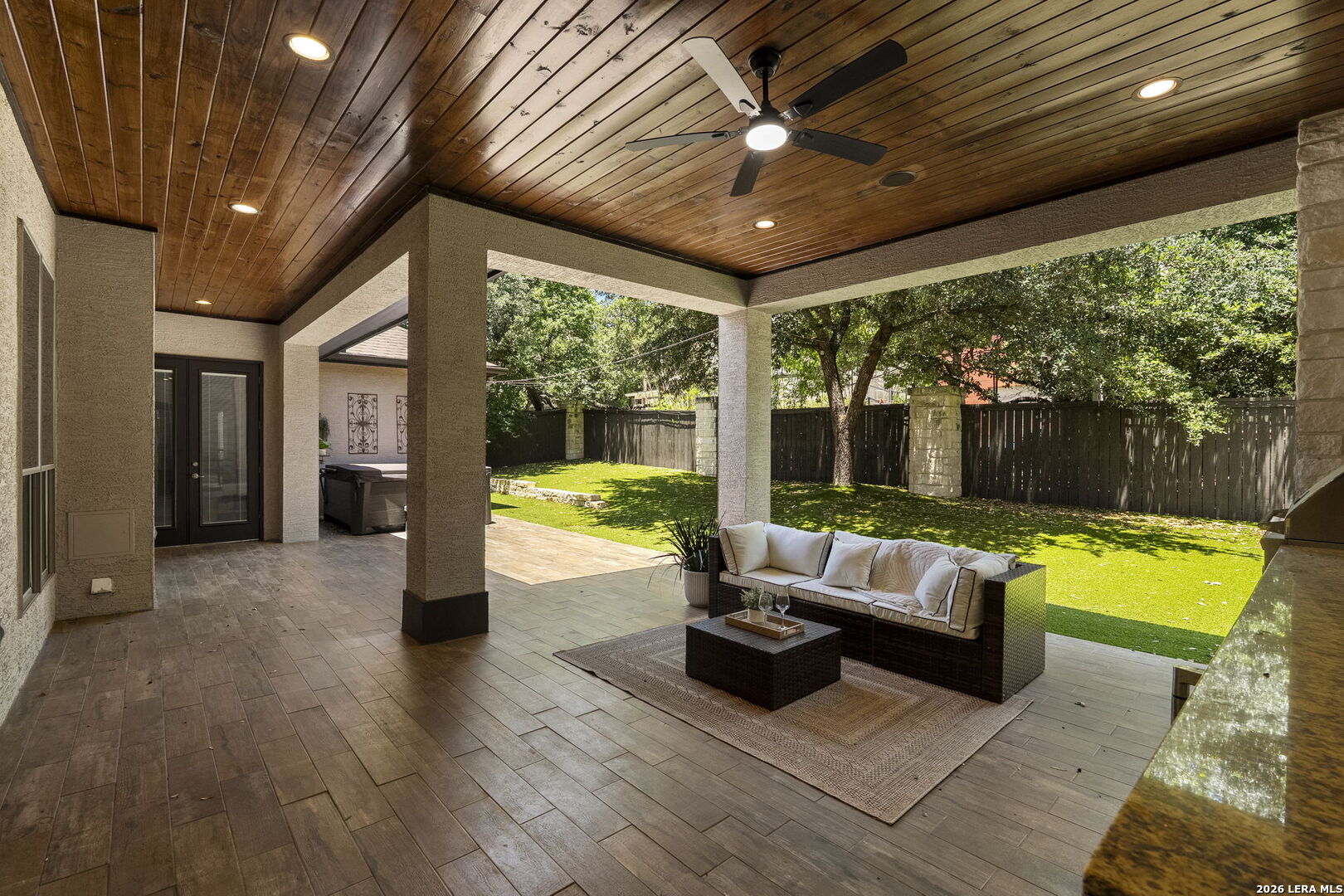 1911 Far Niente, San Antonio, TX 78258