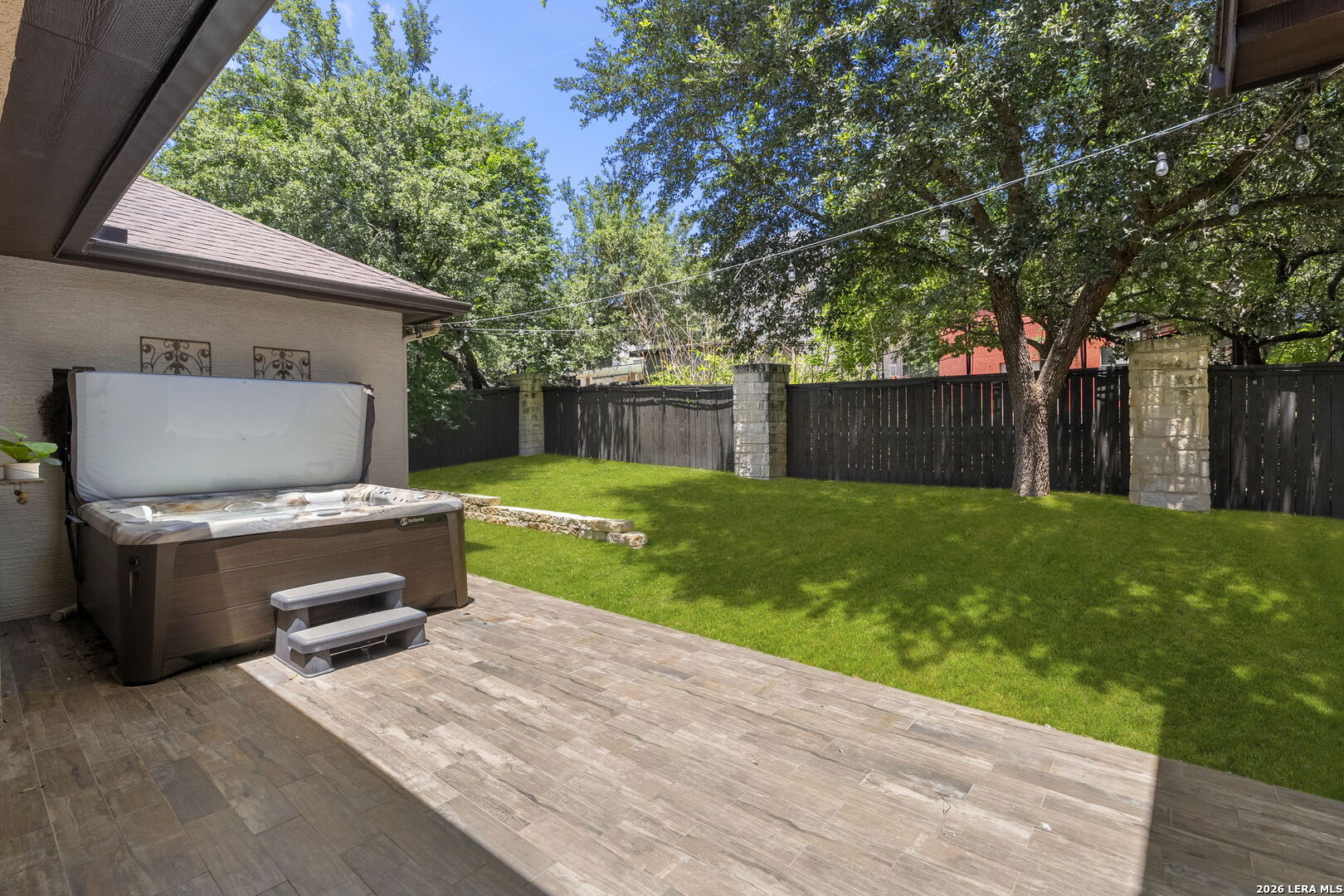 1911 Far Niente, San Antonio, TX 78258