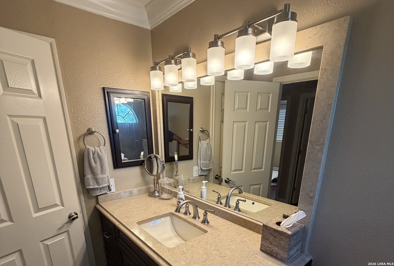 20411 Gathering Oak, San Antonio, TX 78258