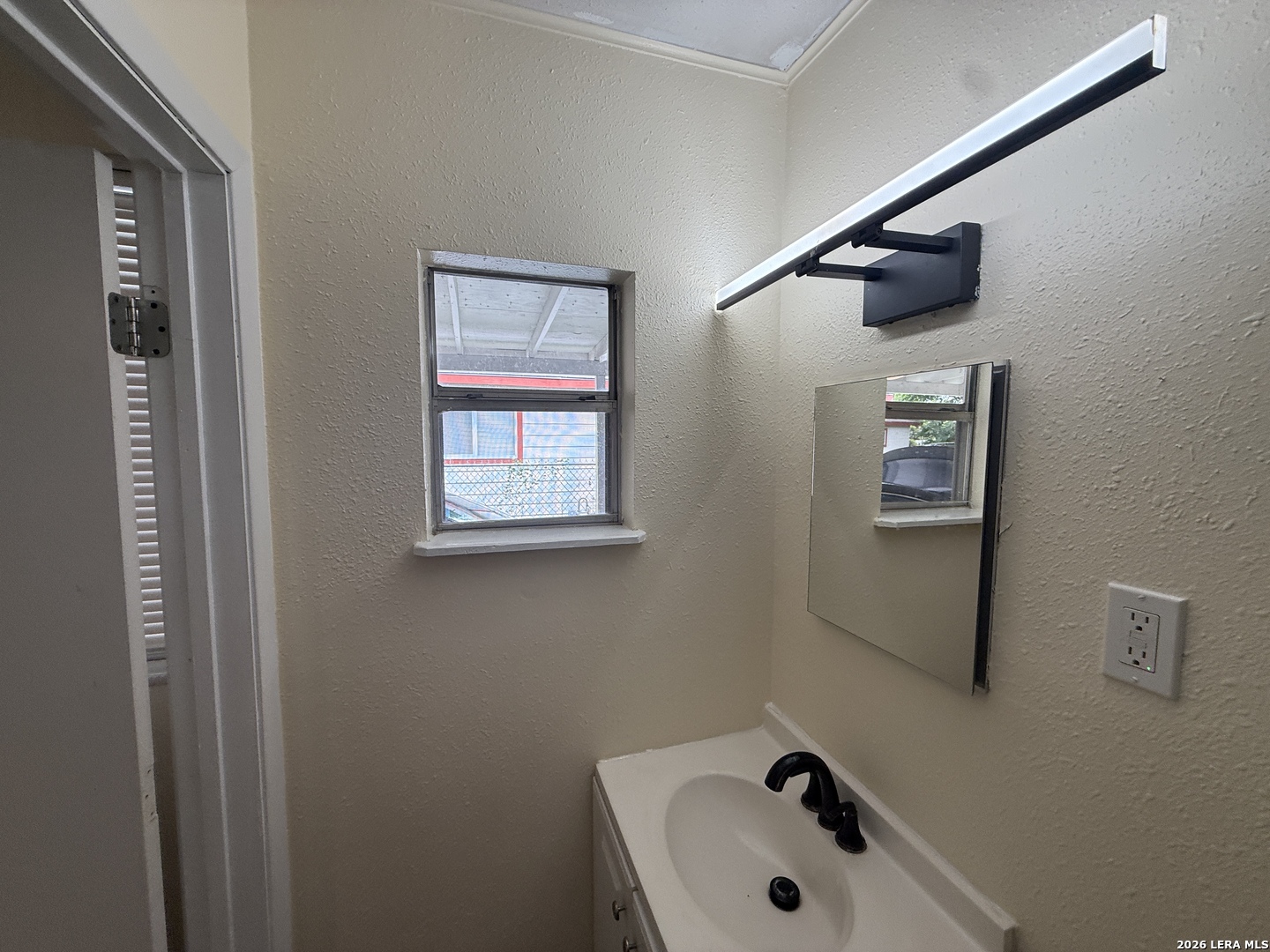 903 RECIO ST, San Antonio, TX 78225