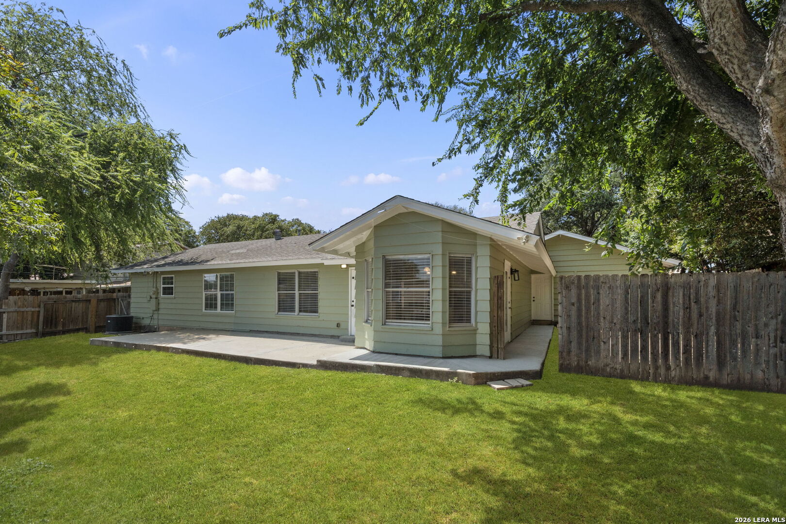 8610 DUDLEY DR, San Antonio, TX 78230