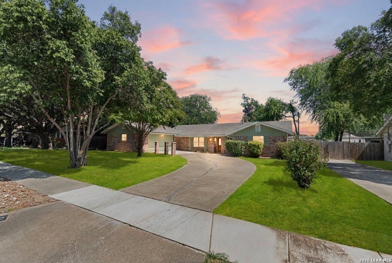 8610 DUDLEY DR, San Antonio, TX 78230