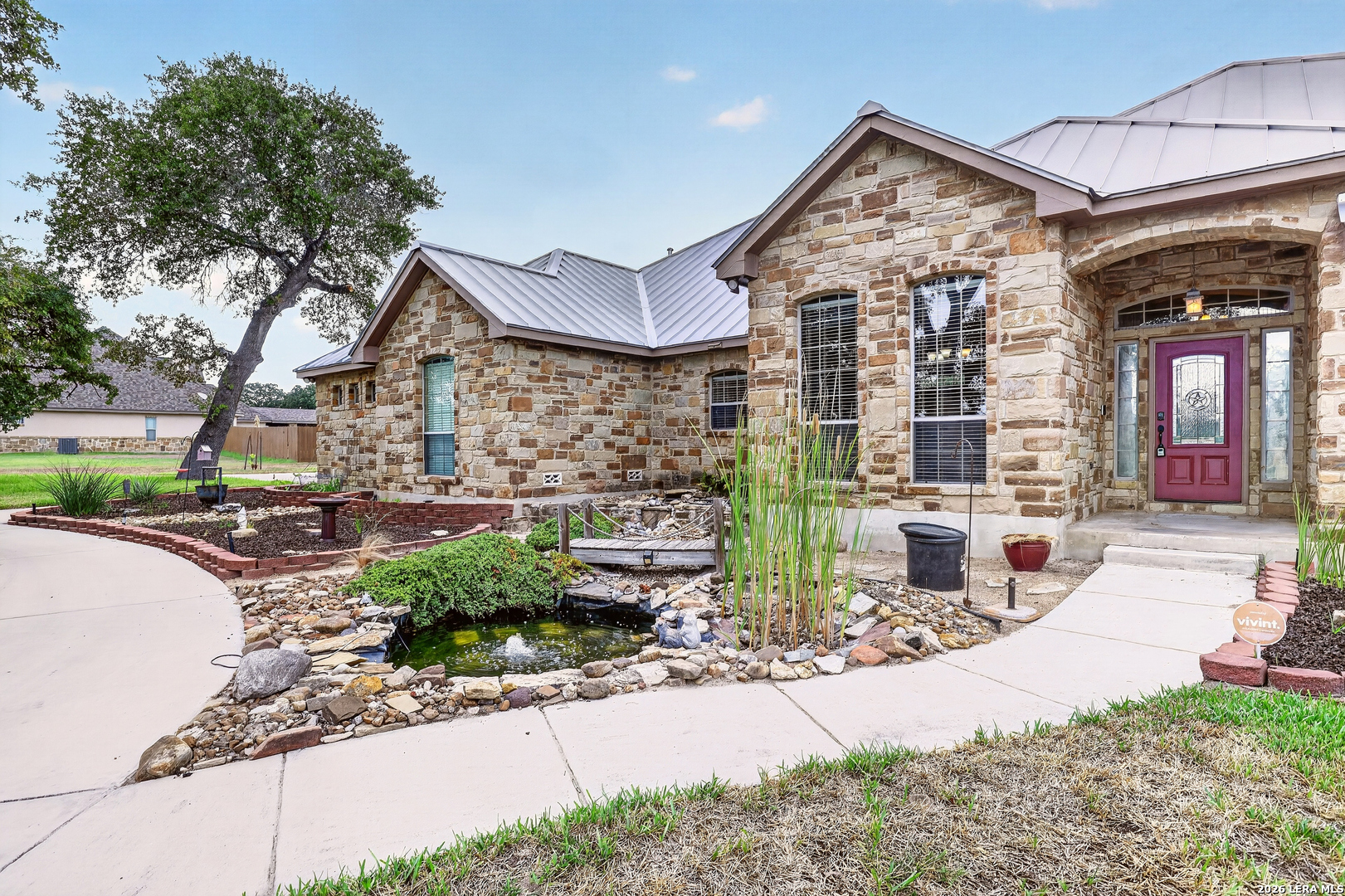 144 Abrego Lake, Floresville, TX 78114