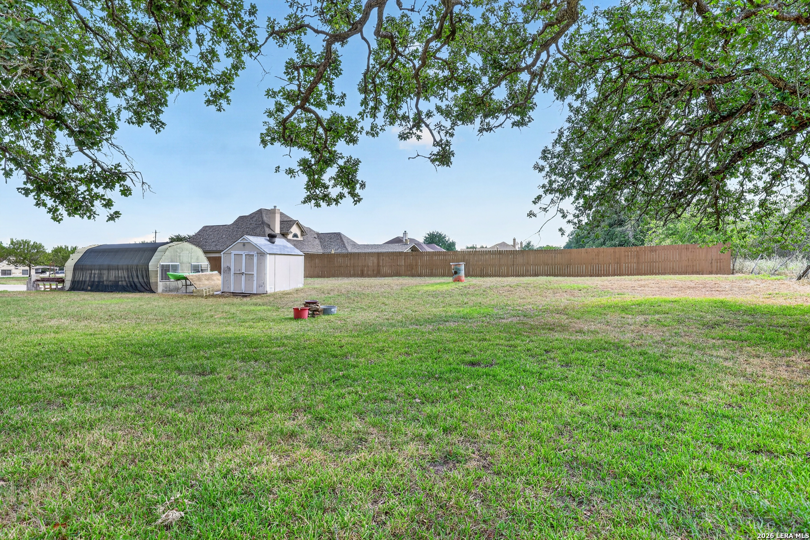 144 Abrego Lake, Floresville, TX 78114