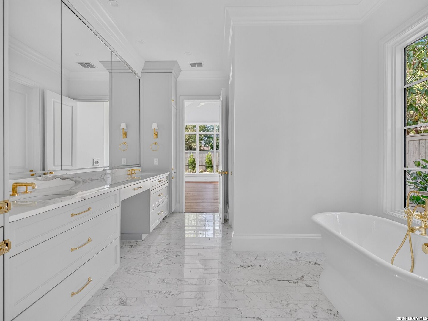 107 Charles Road, San Antonio, TX 78209