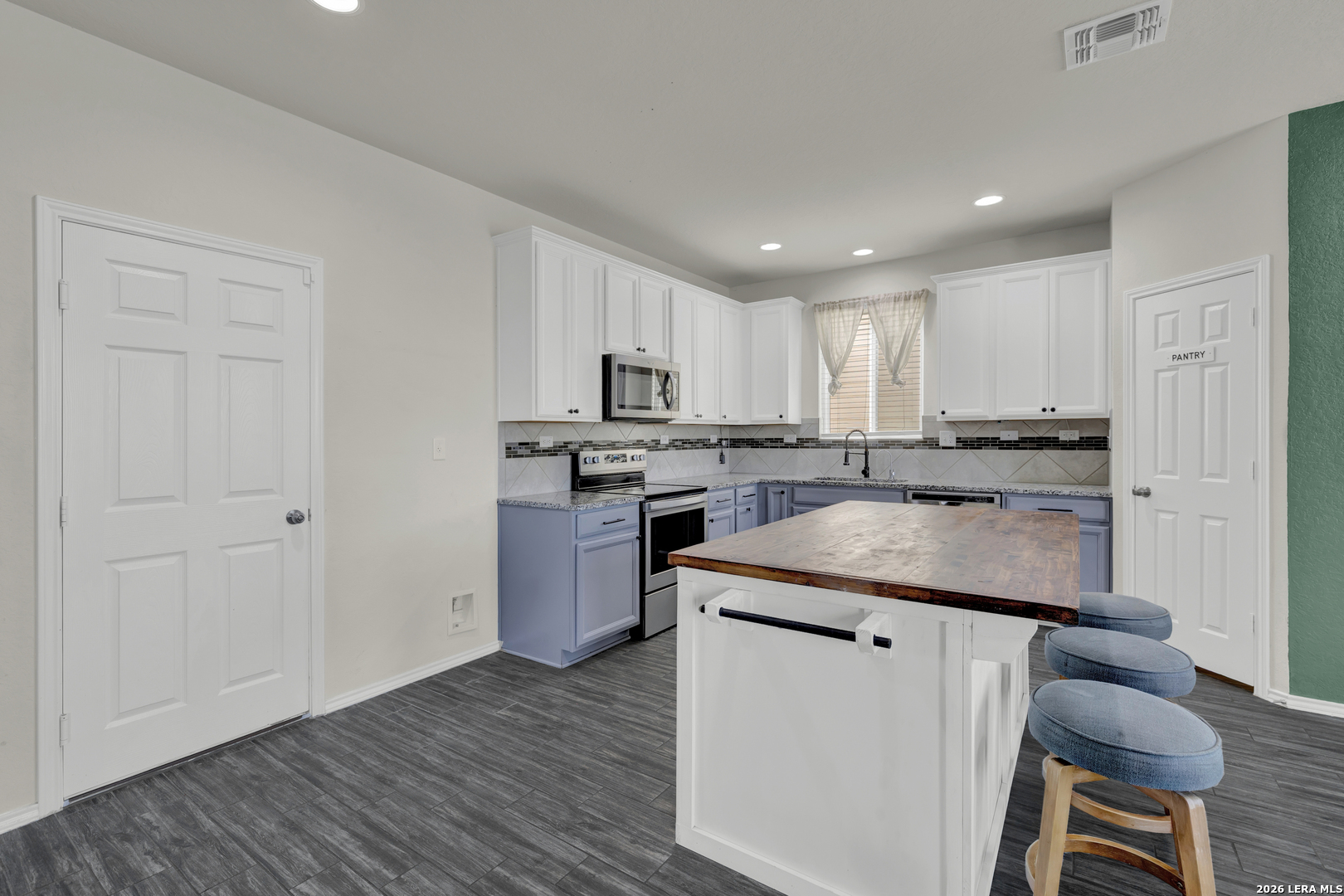 453 Nova Zembla, New Braunfels, TX 78130