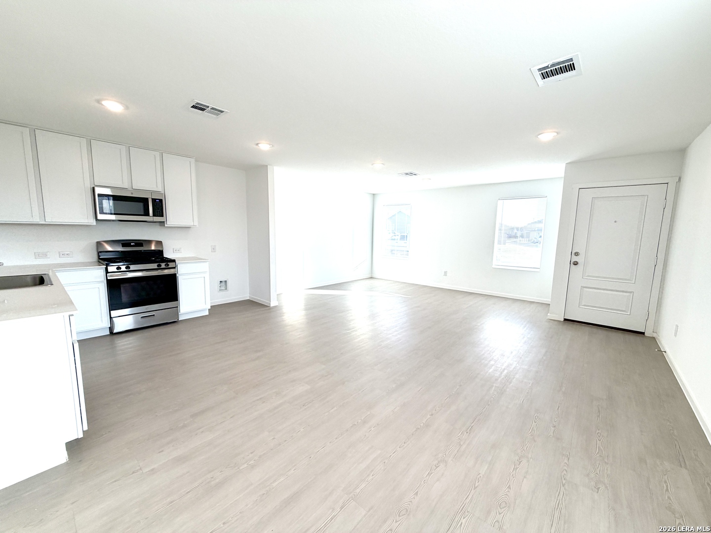 6743 Chert Chase, Elmendorf, TX 78112