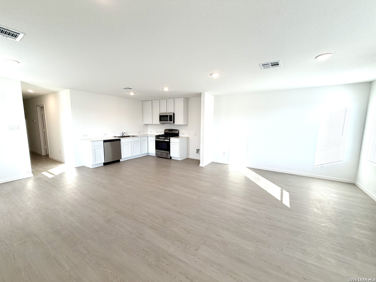 6743 Chert Chase, Elmendorf, TX 78112