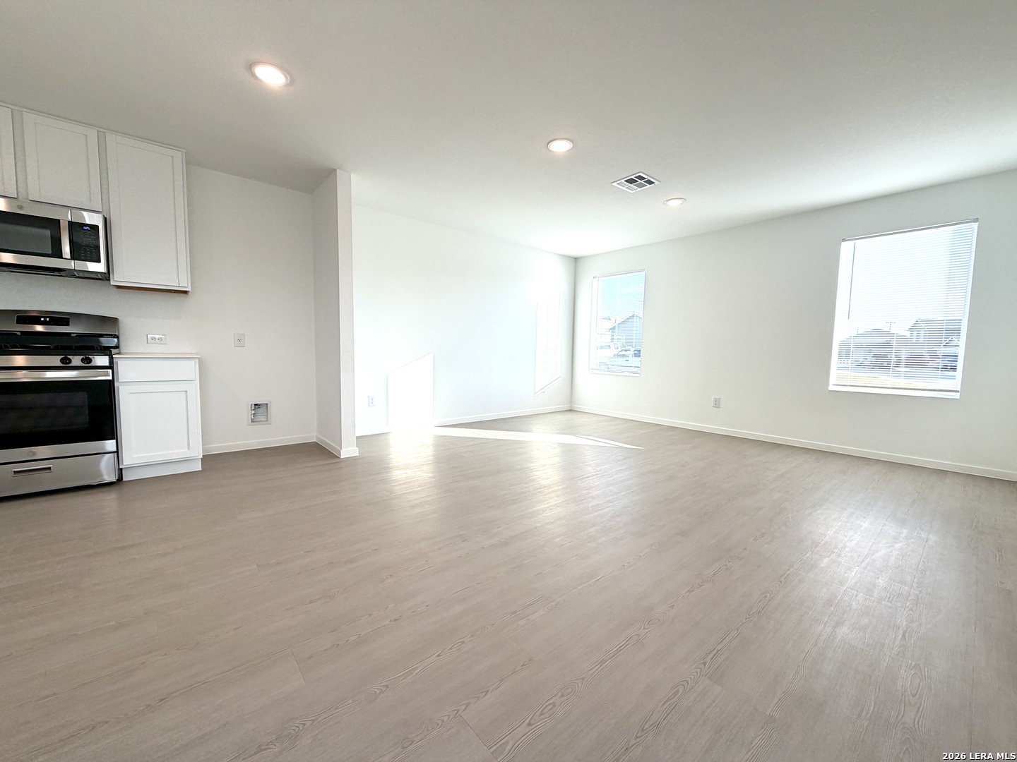 6743 Chert Chase, Elmendorf, TX 78112