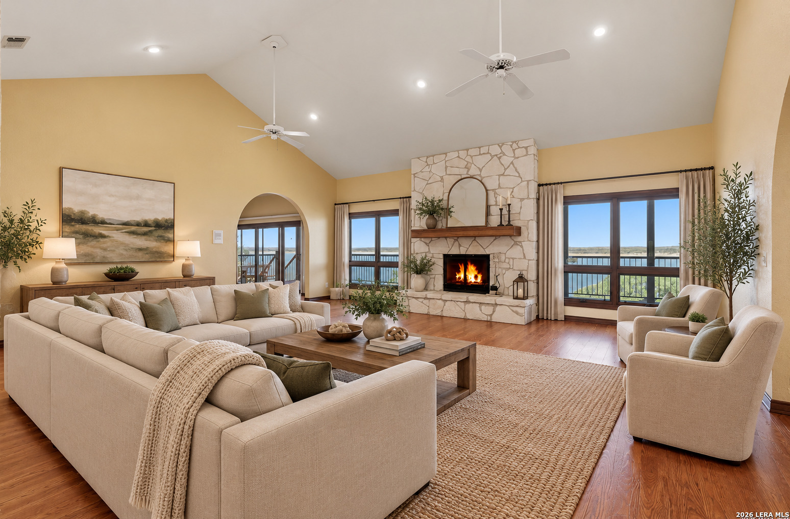 2886 Colleen Dr