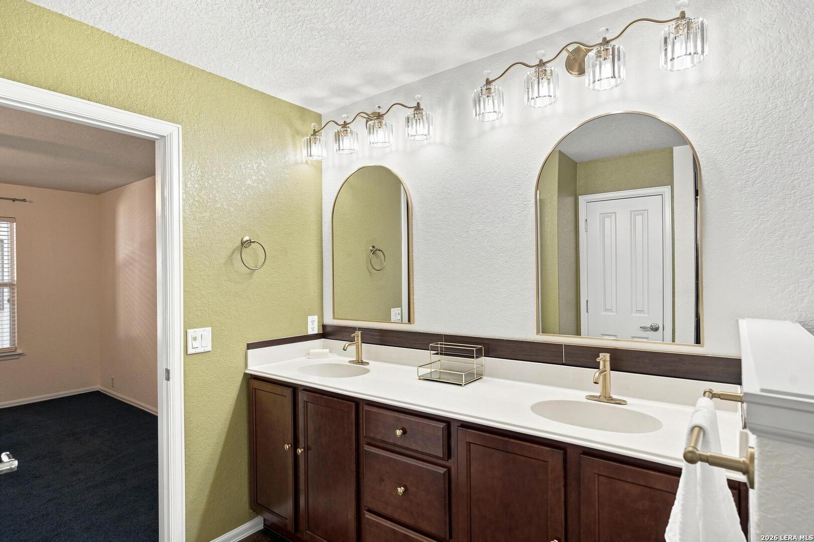 672 Planters Pass, Schertz, TX 78154