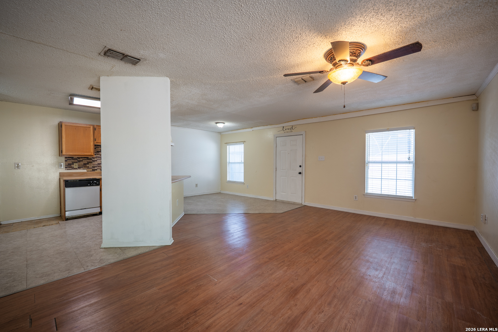 1302 Coldwater Dr, San Antonio, TX 78245
