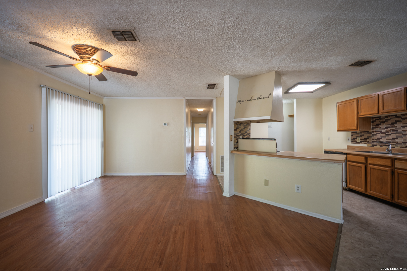 1302 Coldwater Dr, San Antonio, TX 78245