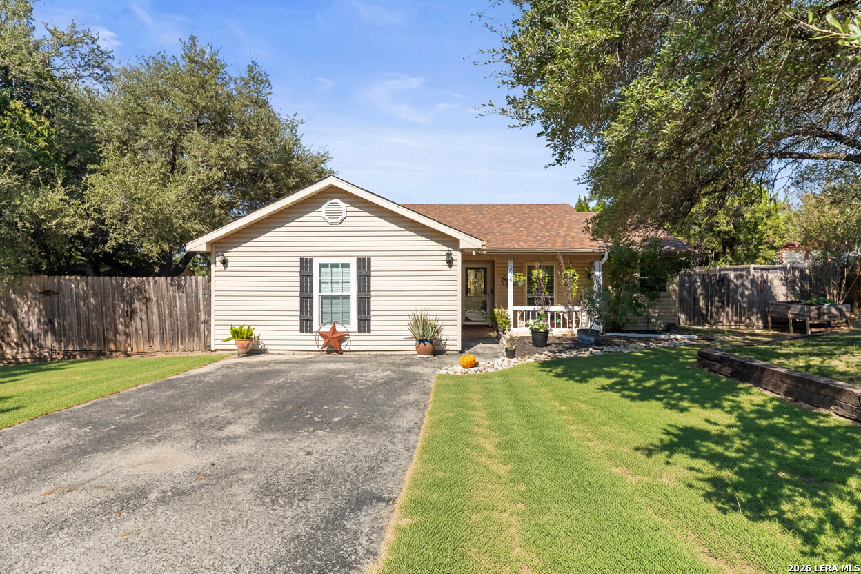 Photo 1 of Single family home for sale at 204 Lake Park, Canyon Lake, TX 78133 | MLS# 1935715 | Listing updated on 2026-09-13