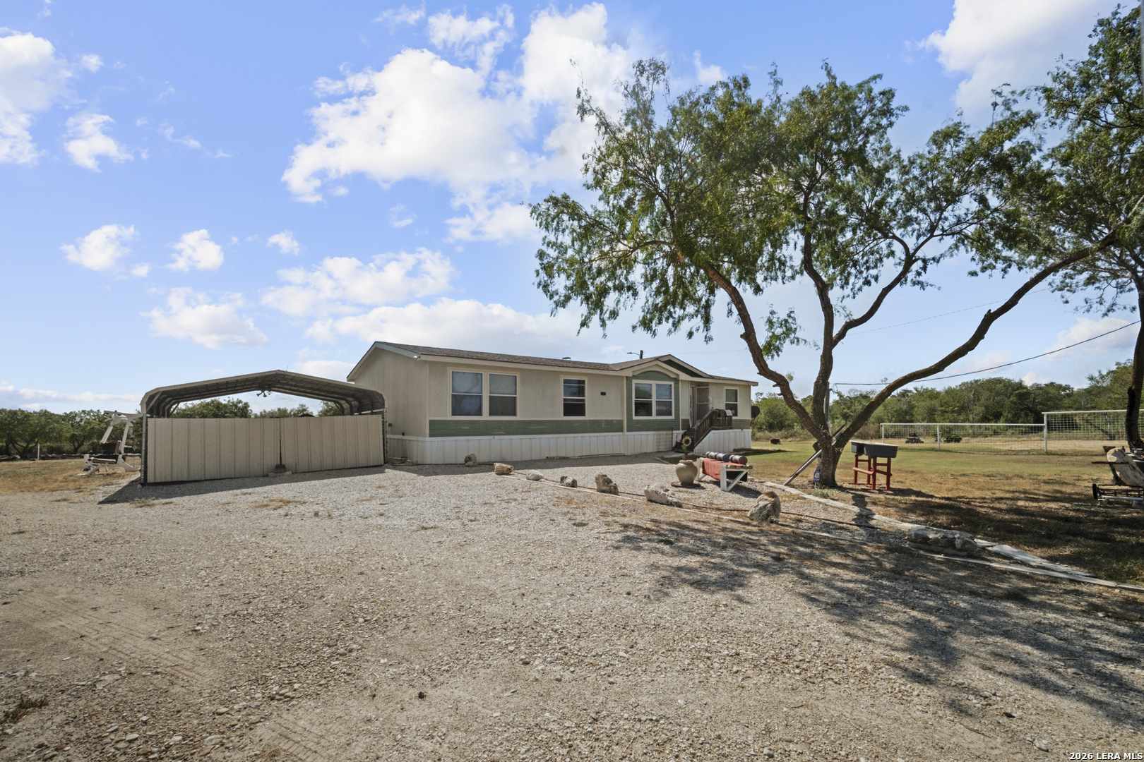 364 Daniel Rd