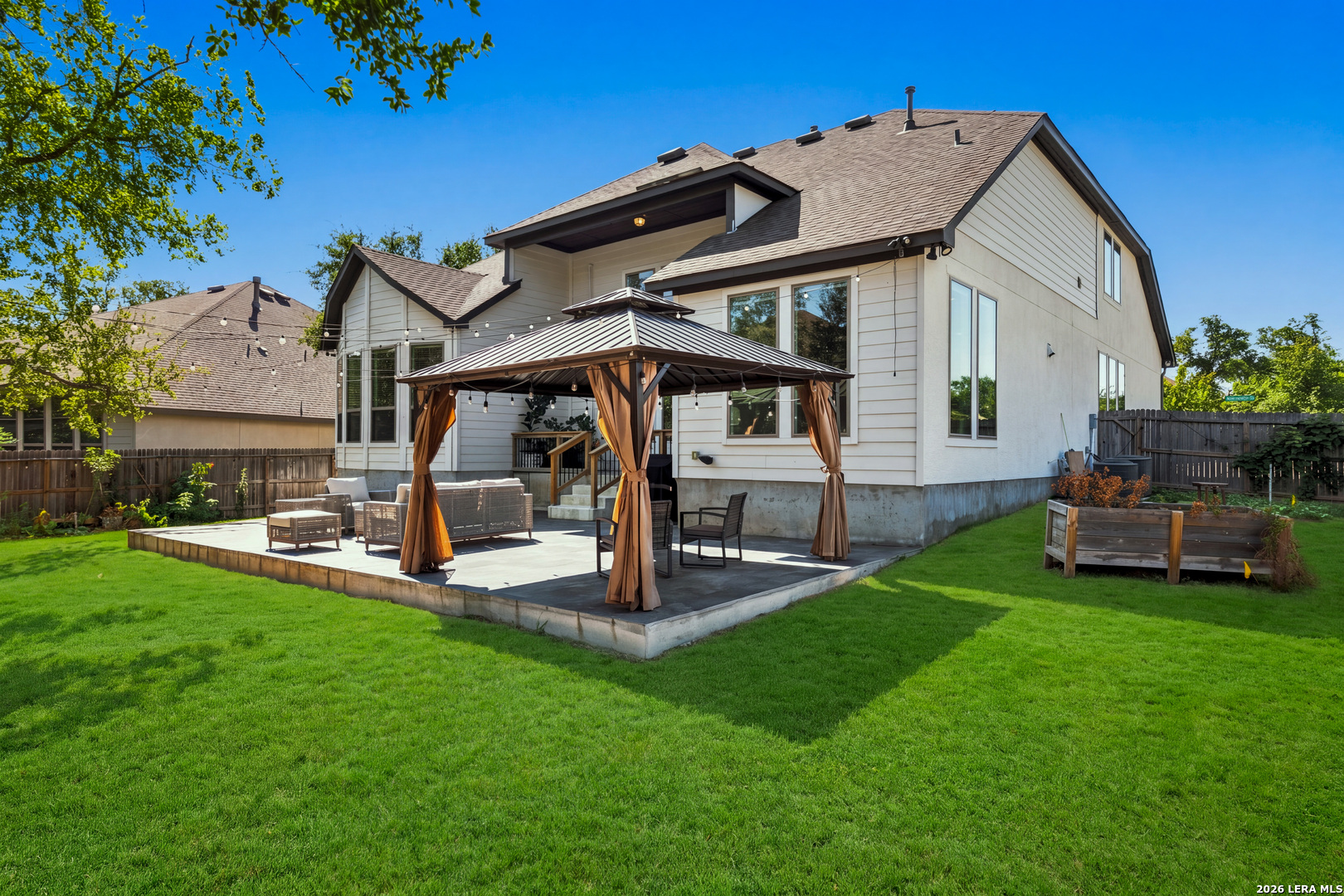 9041 MENDRIN RDG, Fair Oaks Ranch, TX 78015