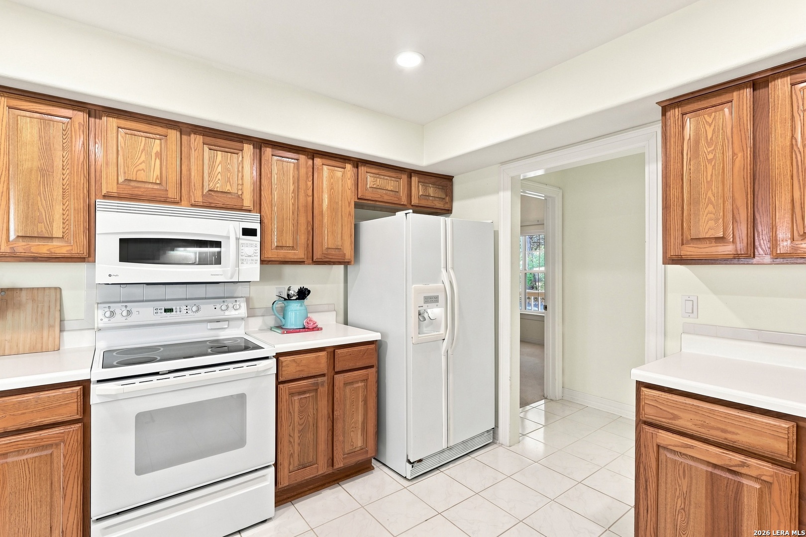 Eat-In Kitchen