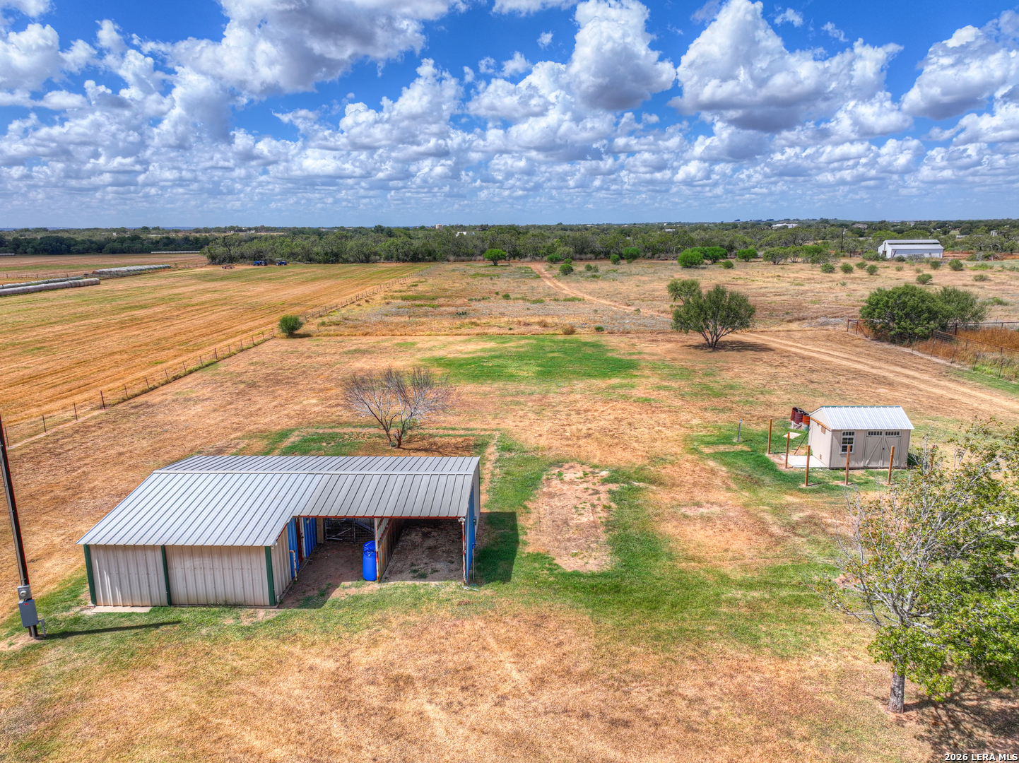 745 Warncke Rd, La Vernia, TX 78121