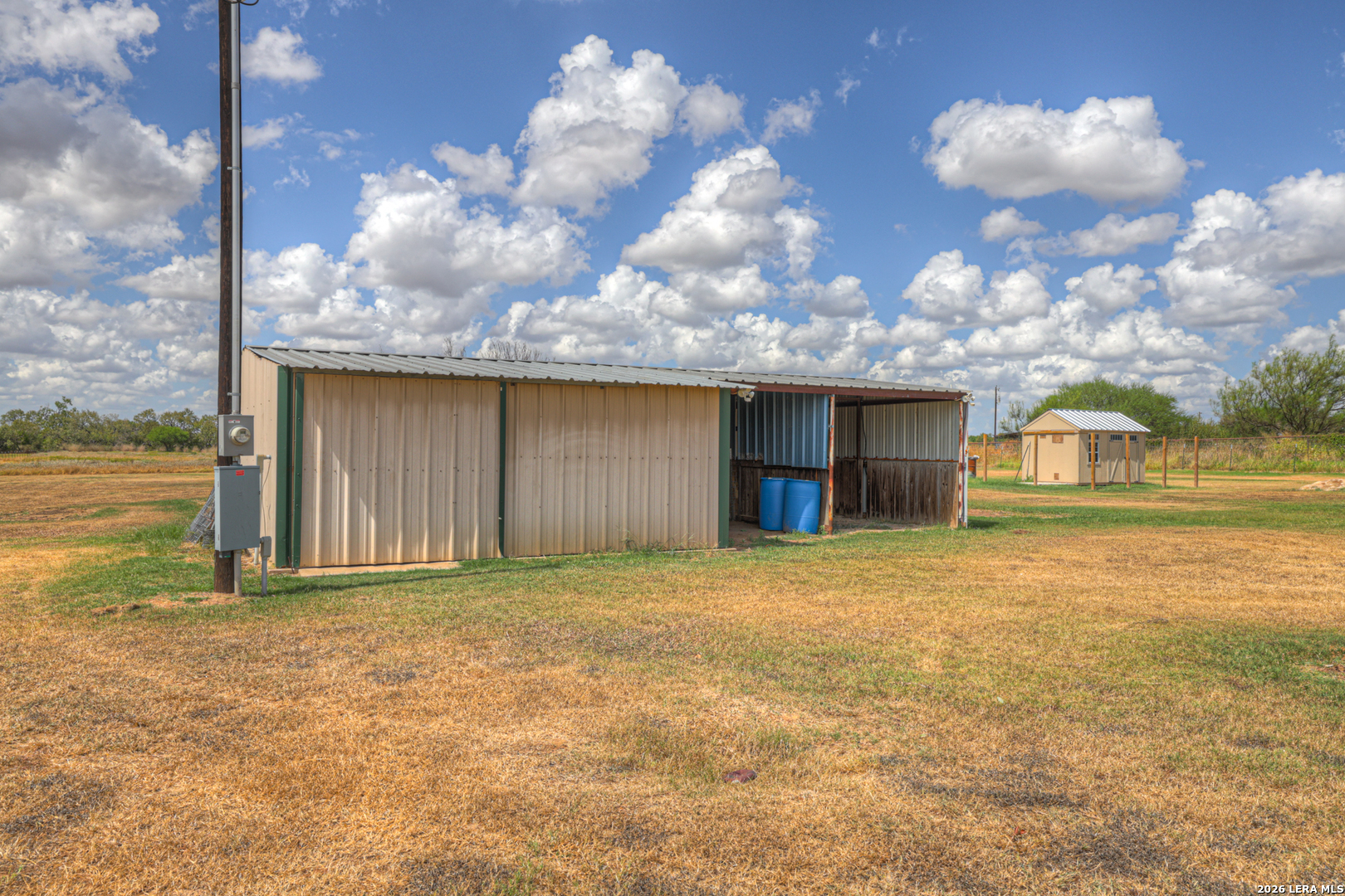 745 Warncke Rd, La Vernia, TX 78121