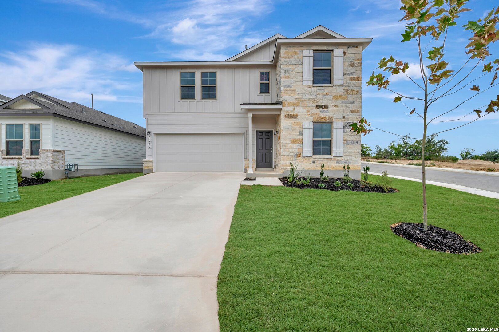 6264 Persimmon Lake Listing Cover Image