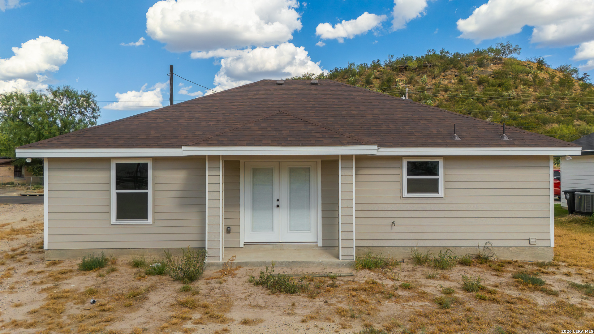 1090 KIFURI ST, Eagle Pass, TX 78852