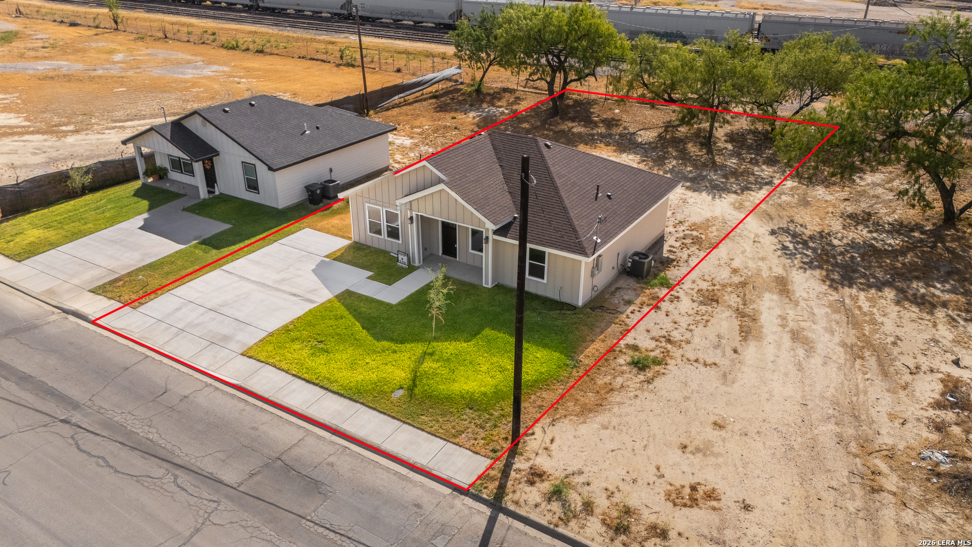 1090 KIFURI ST, Eagle Pass, TX 78852