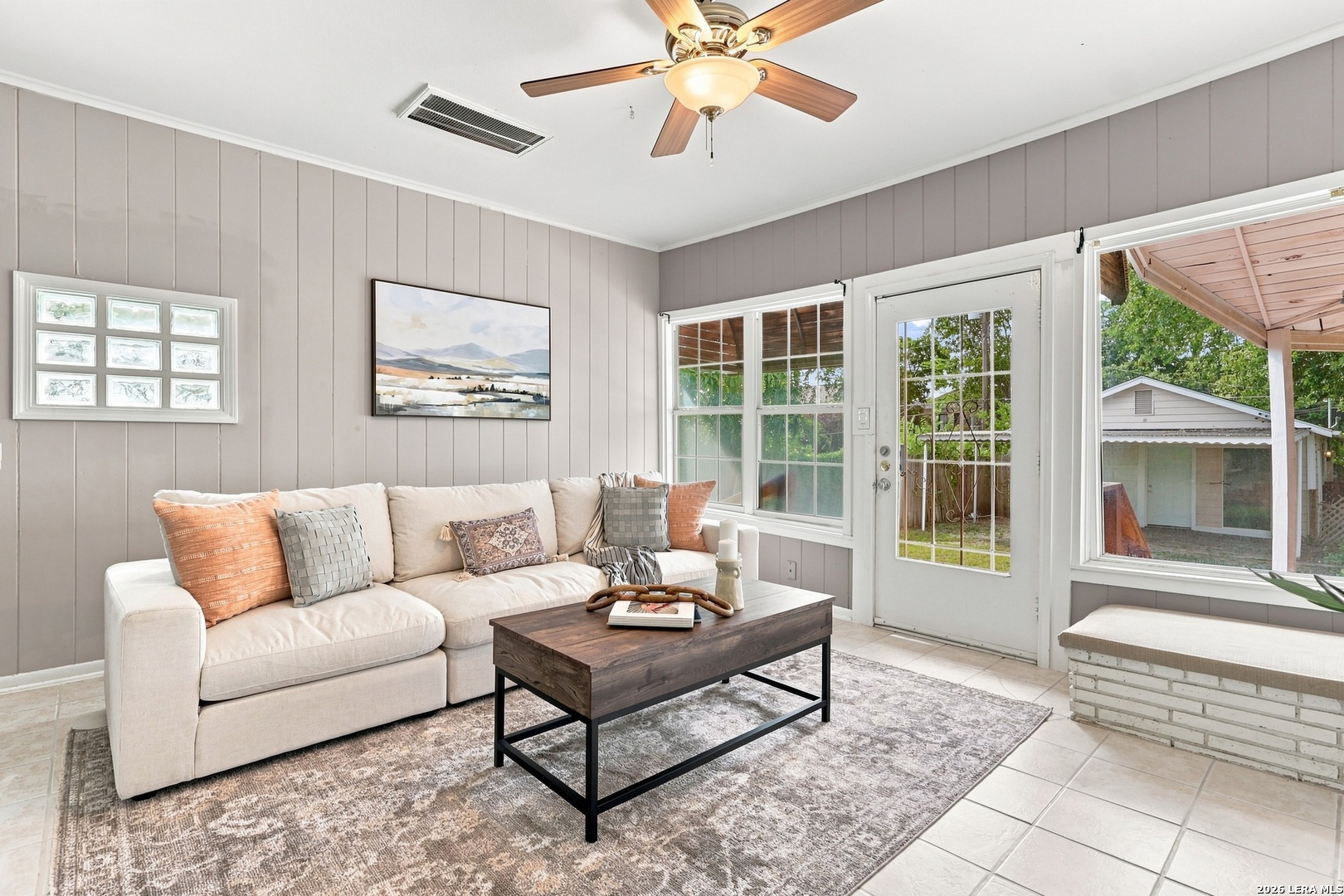 2nd Living Area