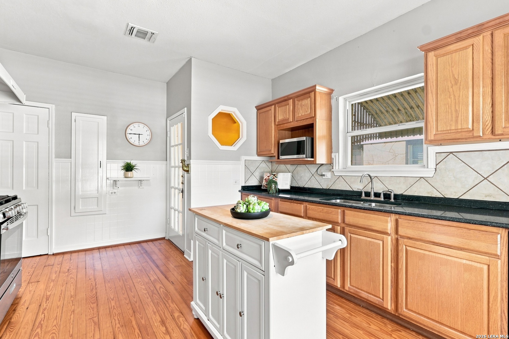 336 NORTH DR, San Antonio, TX 78201