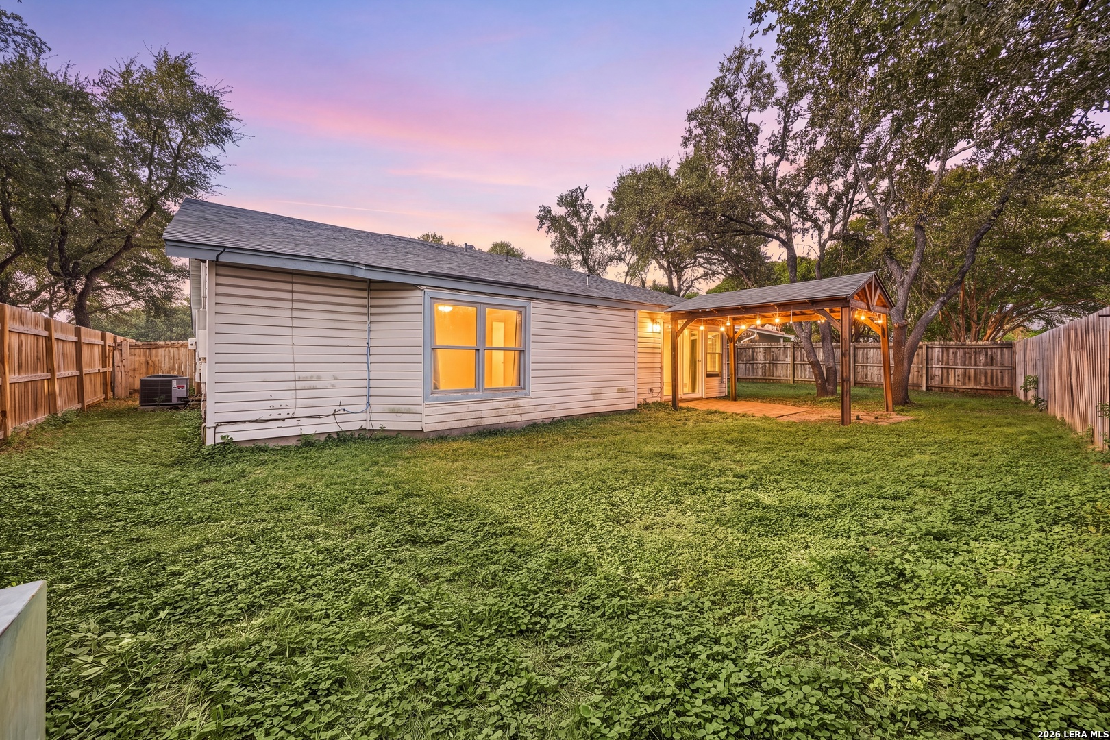 9051 RICH TRACE ST, San Antonio, TX 78251