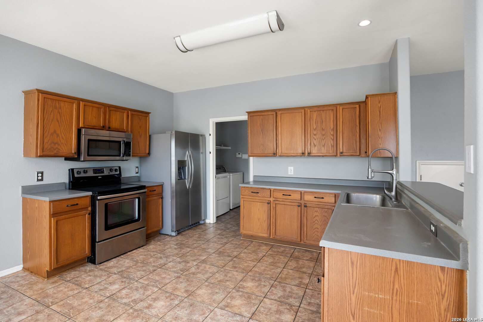 21806 GOLDCREST RUN, San Antonio, TX 78260
