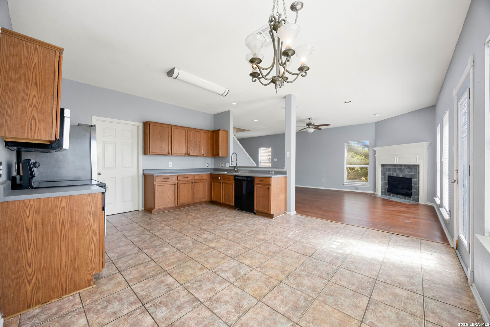21806 GOLDCREST RUN, San Antonio, TX 78260