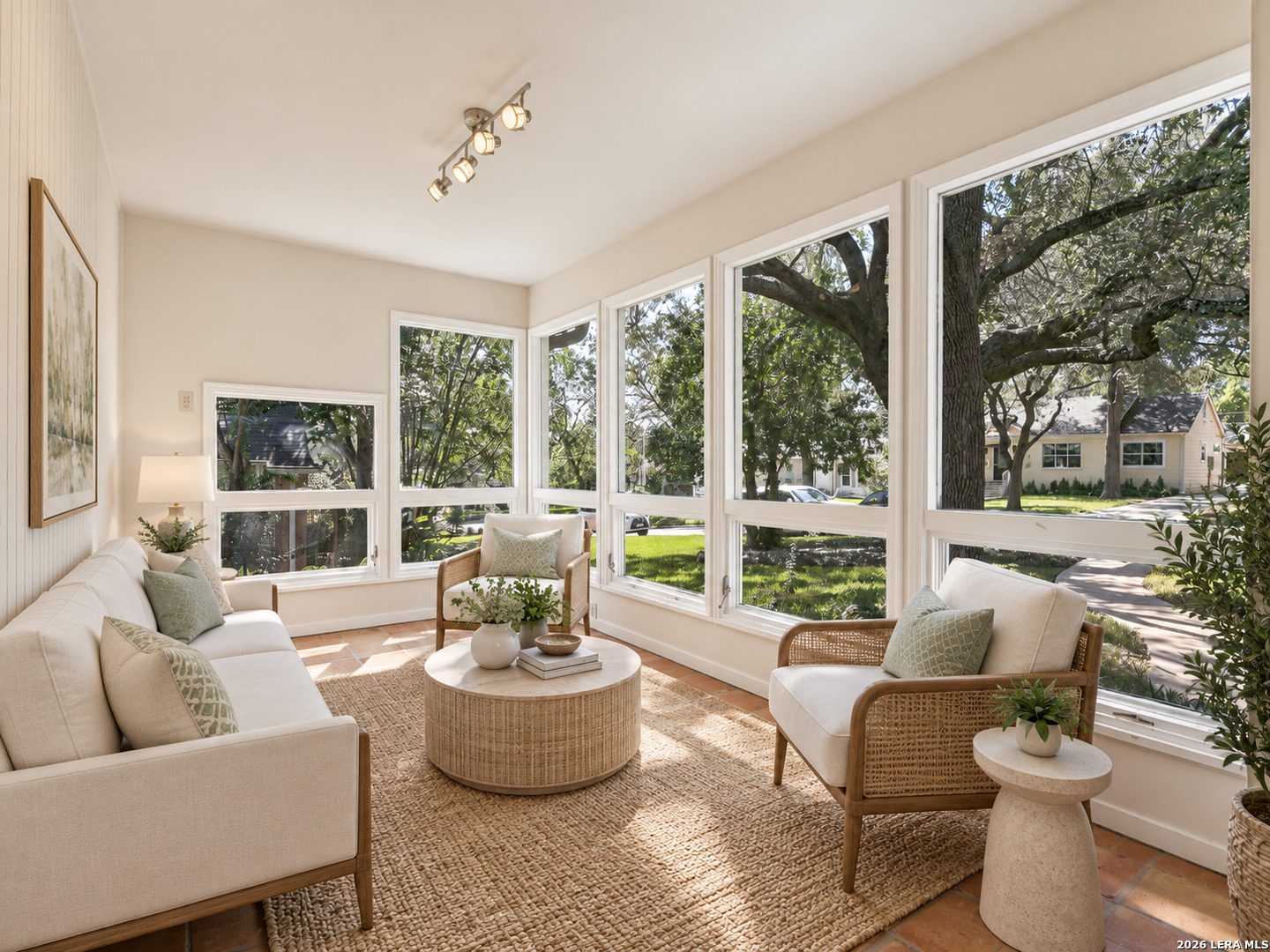 1st Living Area