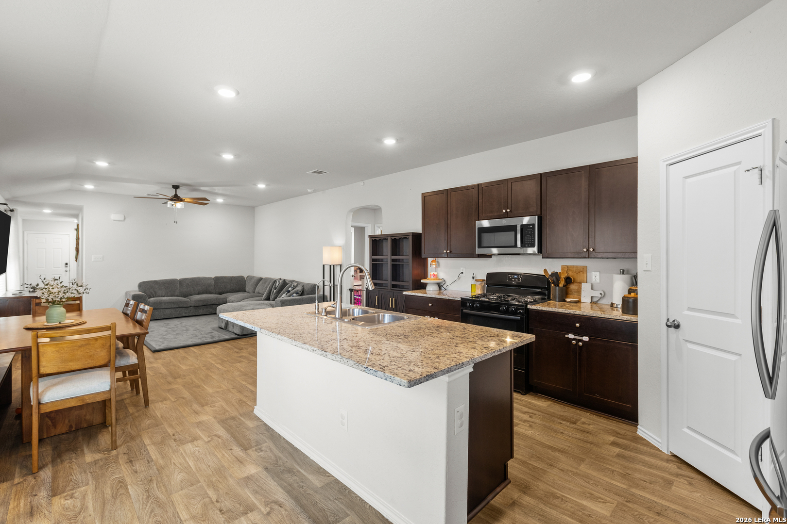3430 Angus Xing, San Antonio, TX 78245