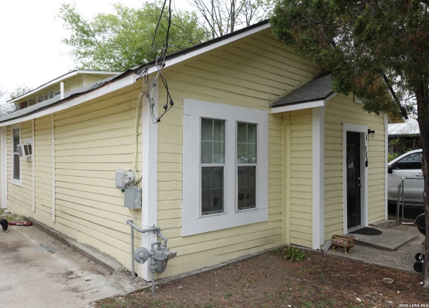Photo 2 of Multi family home for sale at 223 Bee St, San Antonio, TX 78208 | MLS# 2017557 | Listing updated on 2026-09-18