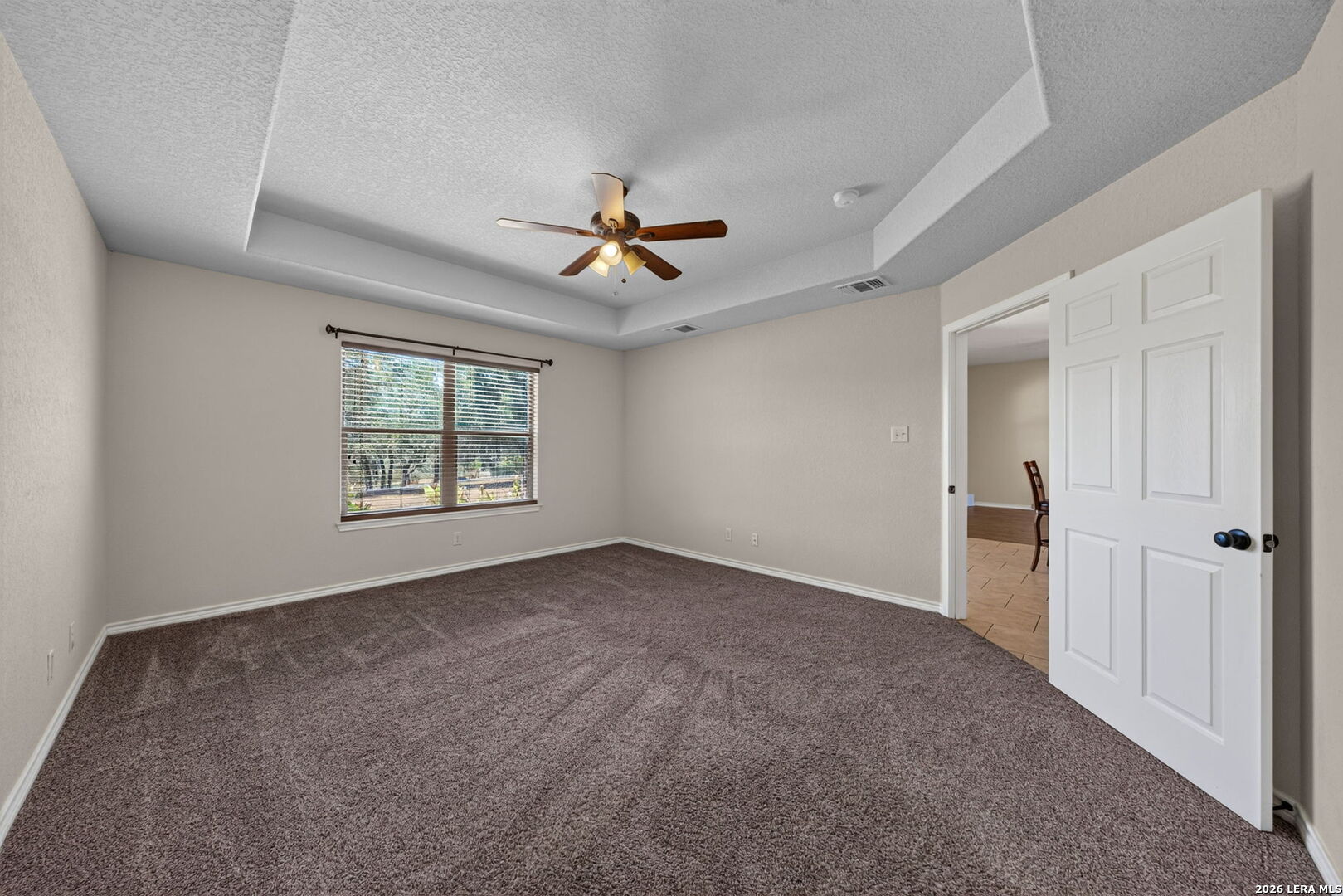 555 CIMARRON SQ, Poteet, TX 78065