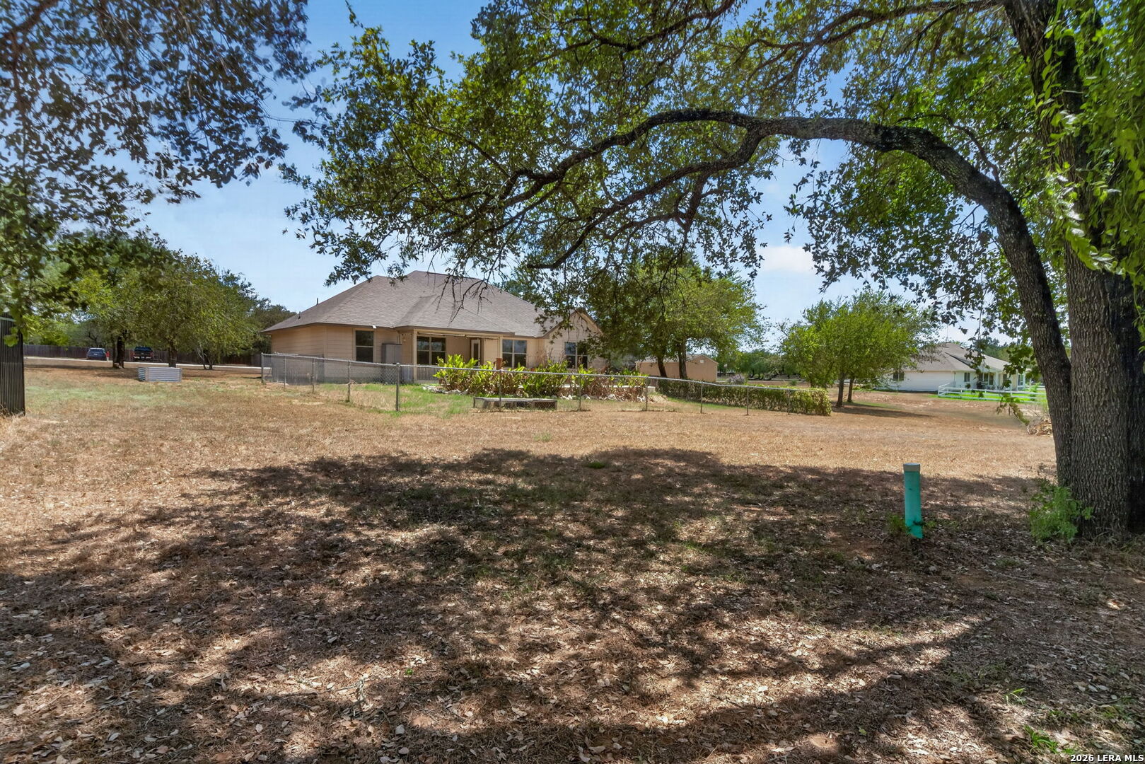 555 CIMARRON SQ, Poteet, TX 78065