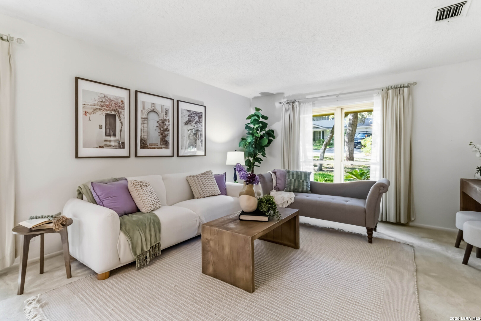 Listing Photo 5 - Condo for sale in building located at 3246 Castledale Dr, San Antonio, TX 78230 - Unit #27