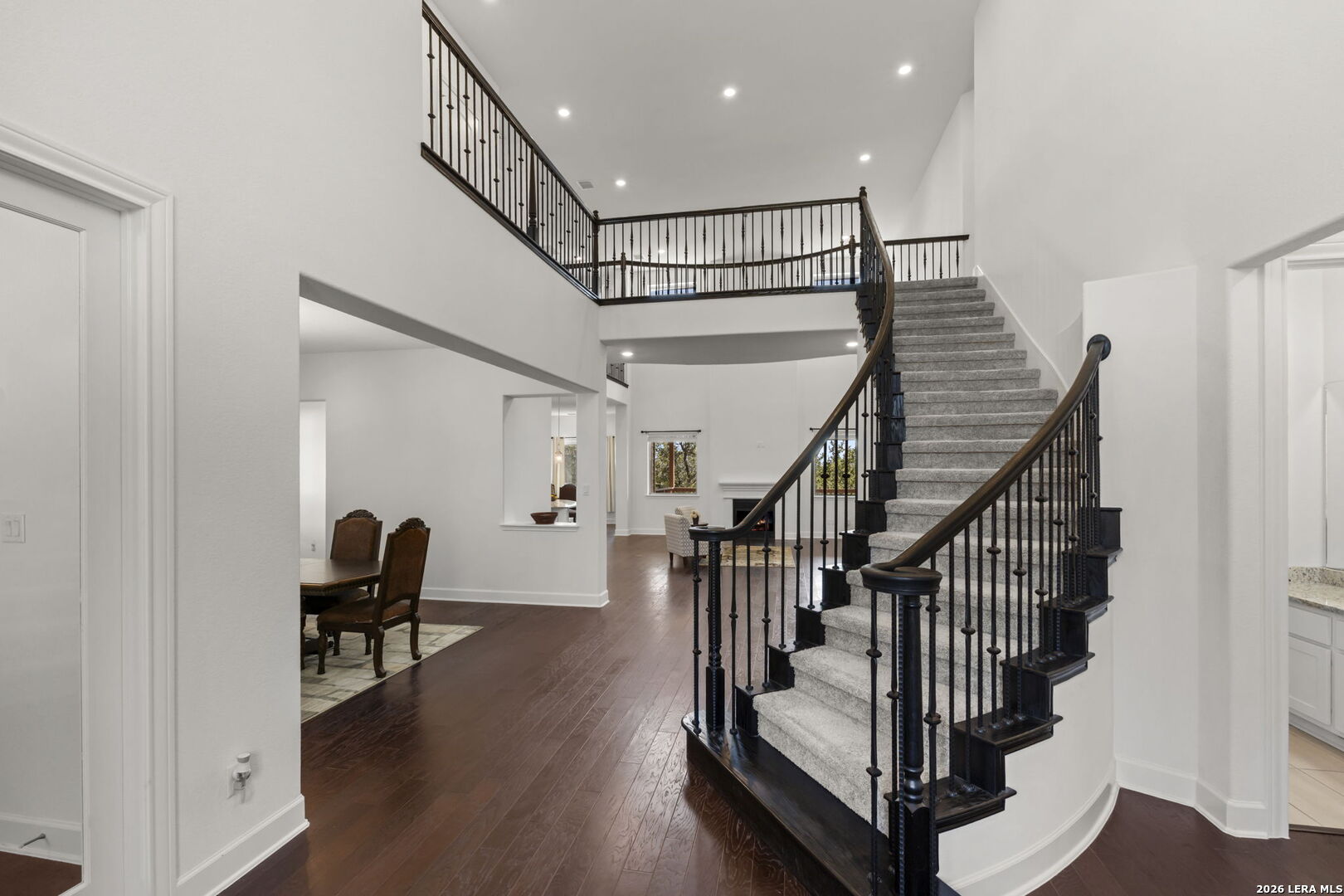 Entry/Foyer