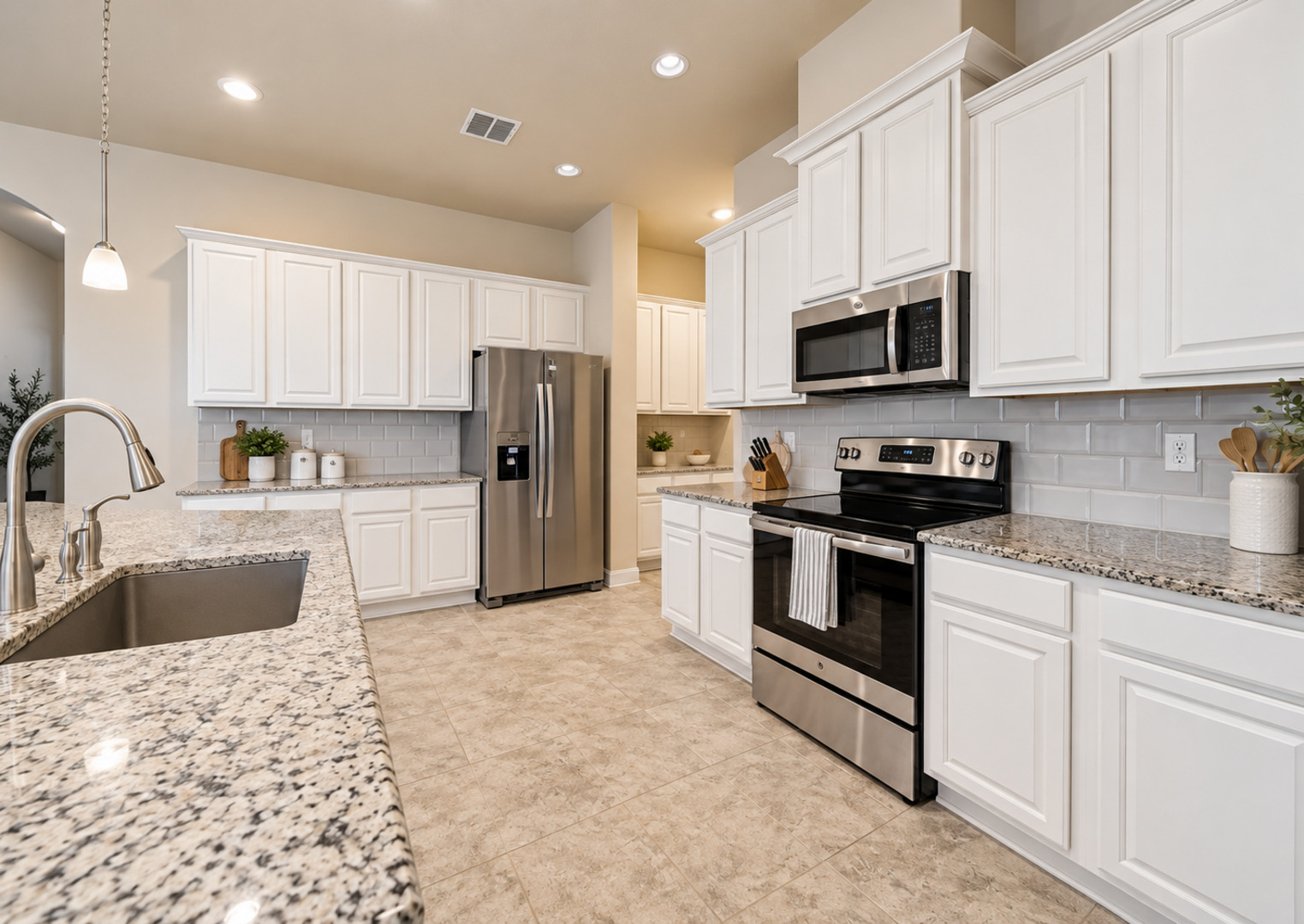 833 STRATUS PATH, New Braunfels, TX 78130