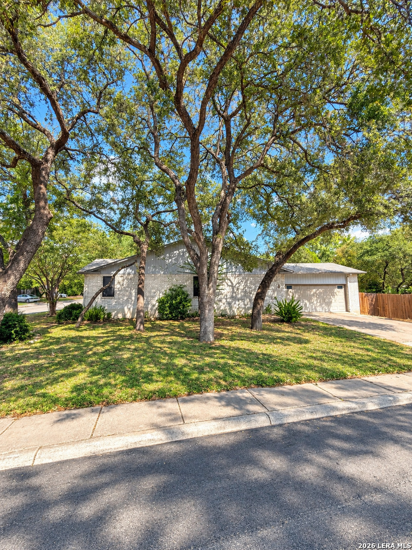 Photo 2 of Single family home for sale at 9334 Jorwoods Dr, San Antonio, TX 78250 | MLS# 2014298 | Listing updated on 2026-09-15