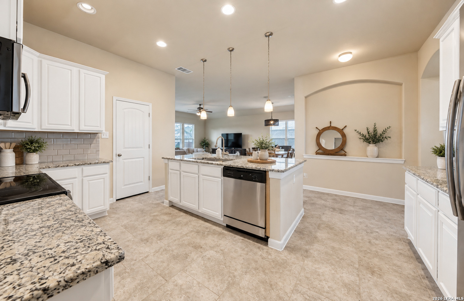 833 STRATUS PATH, New Braunfels, TX 78130