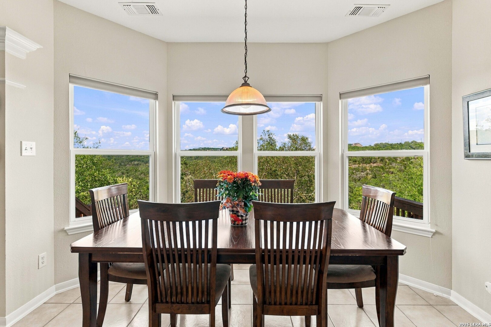 410 County Road 2748, Mico, TX 78056